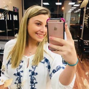 Meet your Posher, Ilirjana